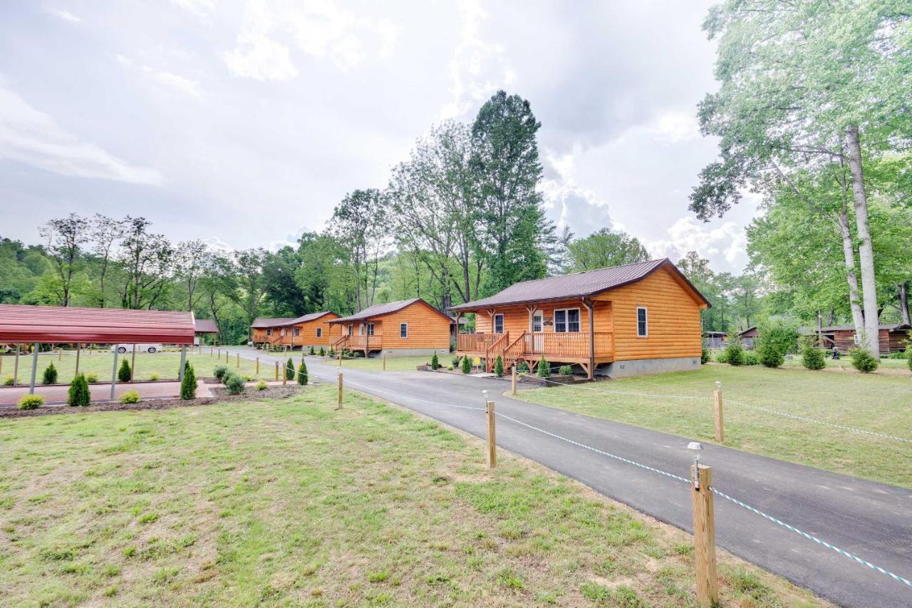 Newly Built Smoky Mountain Cabin Near Bryson City! Exteriör bild